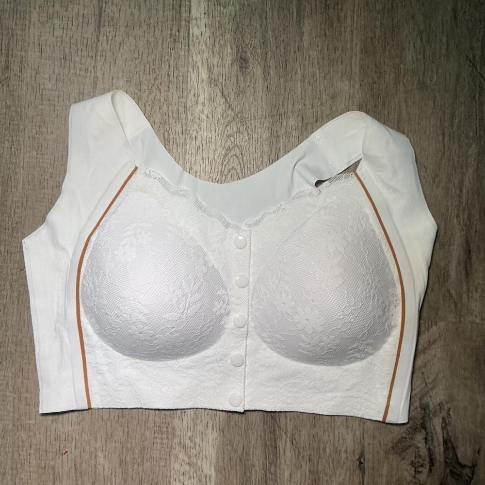 White Lace Full Coverage Bra Size L Wide Strap Corset Style Wireless Cottagecore